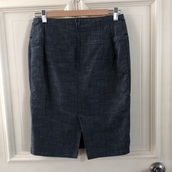 Grey skirt from Smart Set - size 5 - Picture 3 of 6